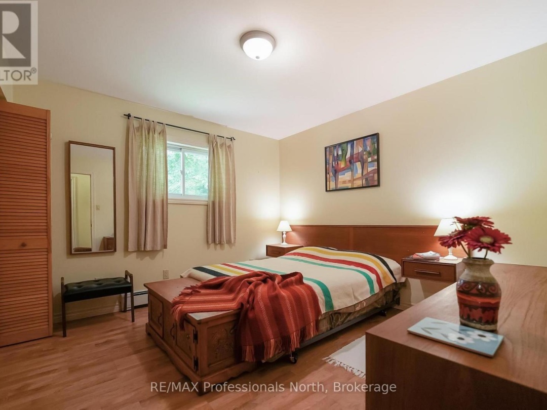 3072 GELERT ROAD, Minden Hills (Snowdon)