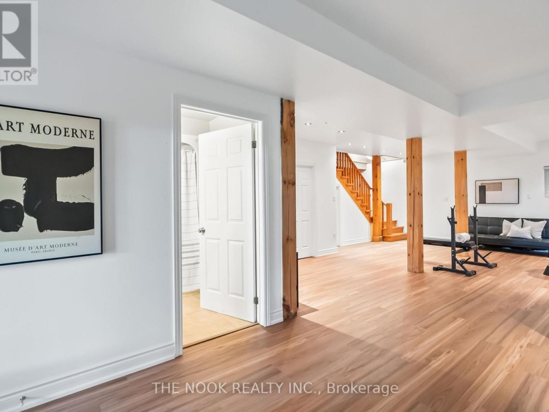 275 VALENTIA ROAD, 