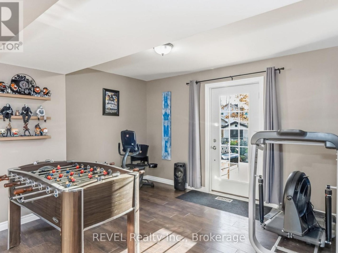 28 PARK STREET, Tay (Victoria Harbour)