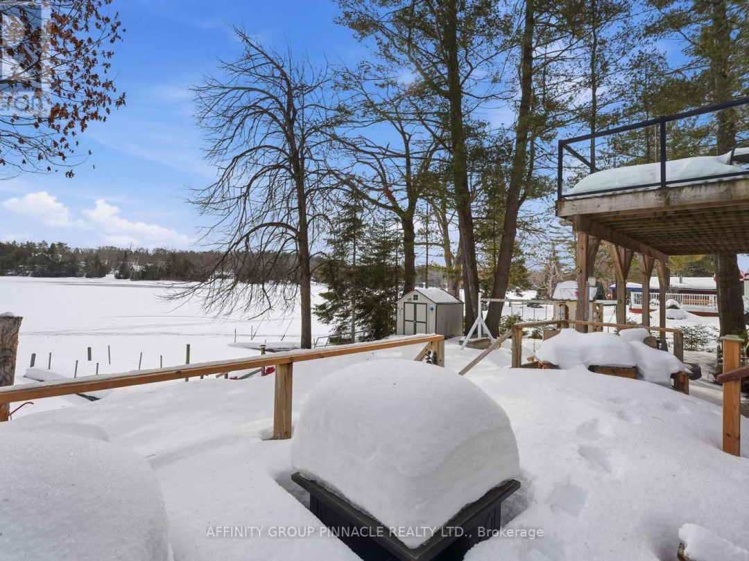 1150 MOORE LAKE ESTATES ROAD, Moore Lake