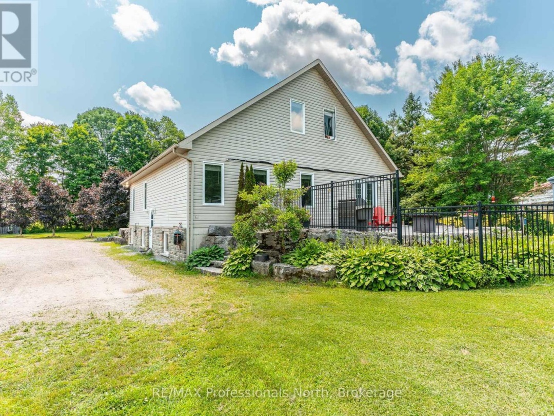 3981 DEEP BAY ROAD, 