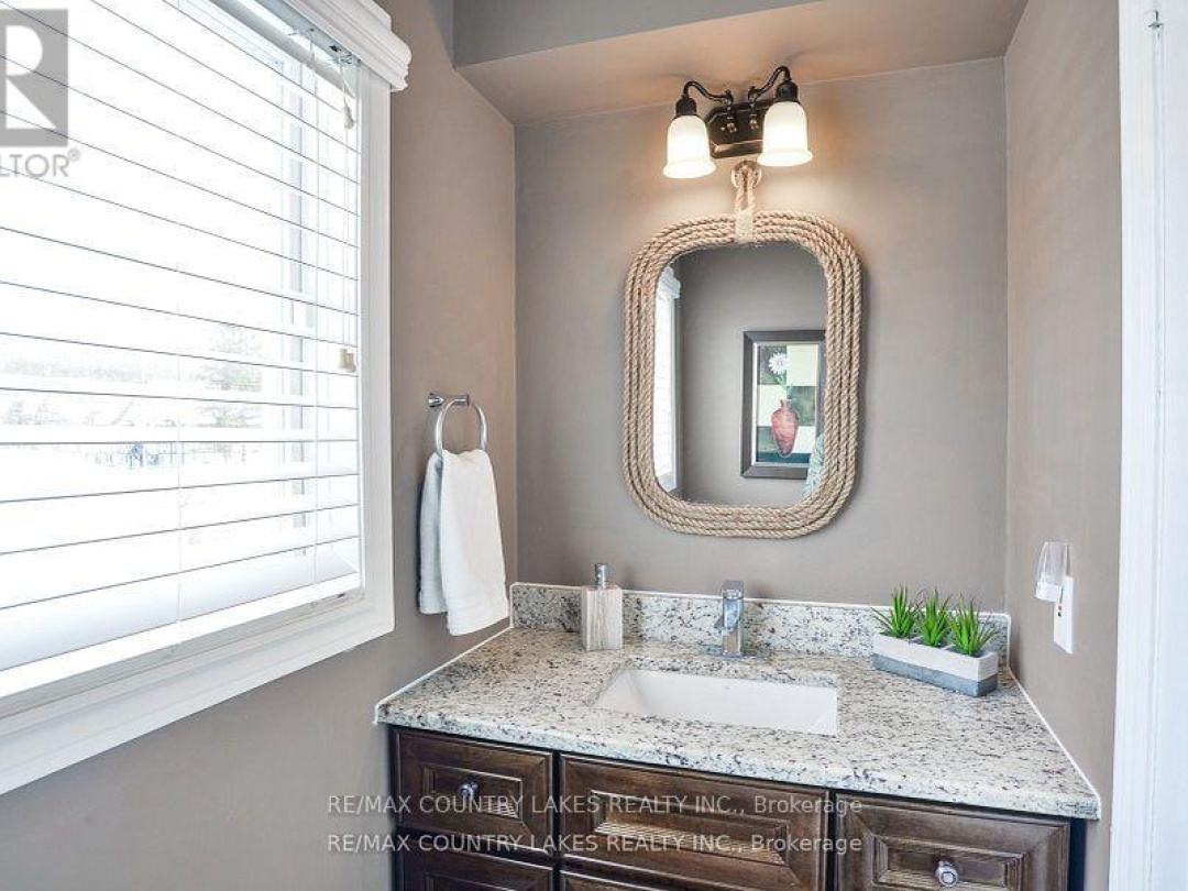 15 - 24 LAGUNA PARKWAY, 