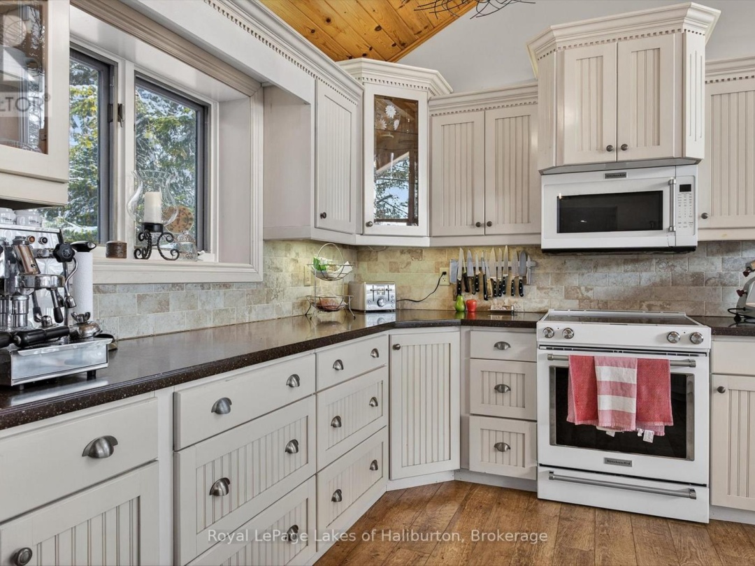 54 CLEARVIEW DRIVE, Crystal Lake