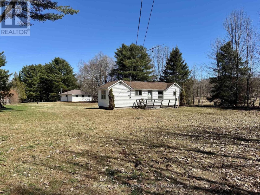 1080 ST. PETER'S ROAD, Algonquin Highlands (Stanhope)