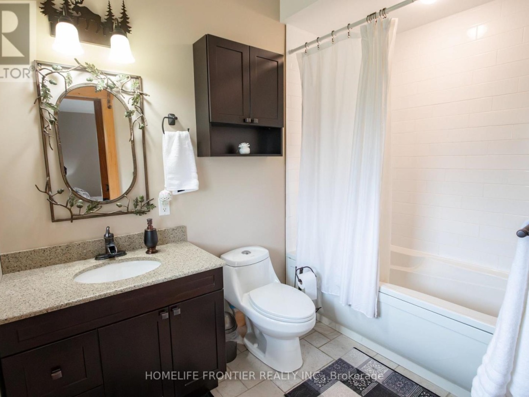 1019 SILK LANE, North Otter Lake