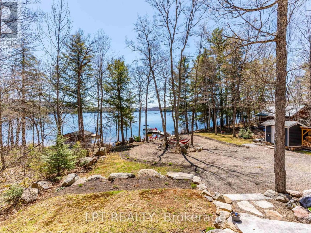 1369 HIPKISS DRIVE, Haliburton Lake
