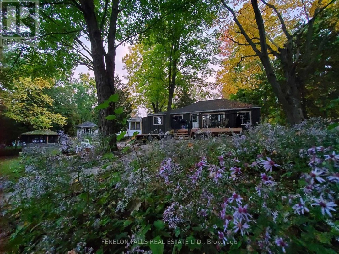 168 LAKEBREEZE ROAD, Cameron Lake