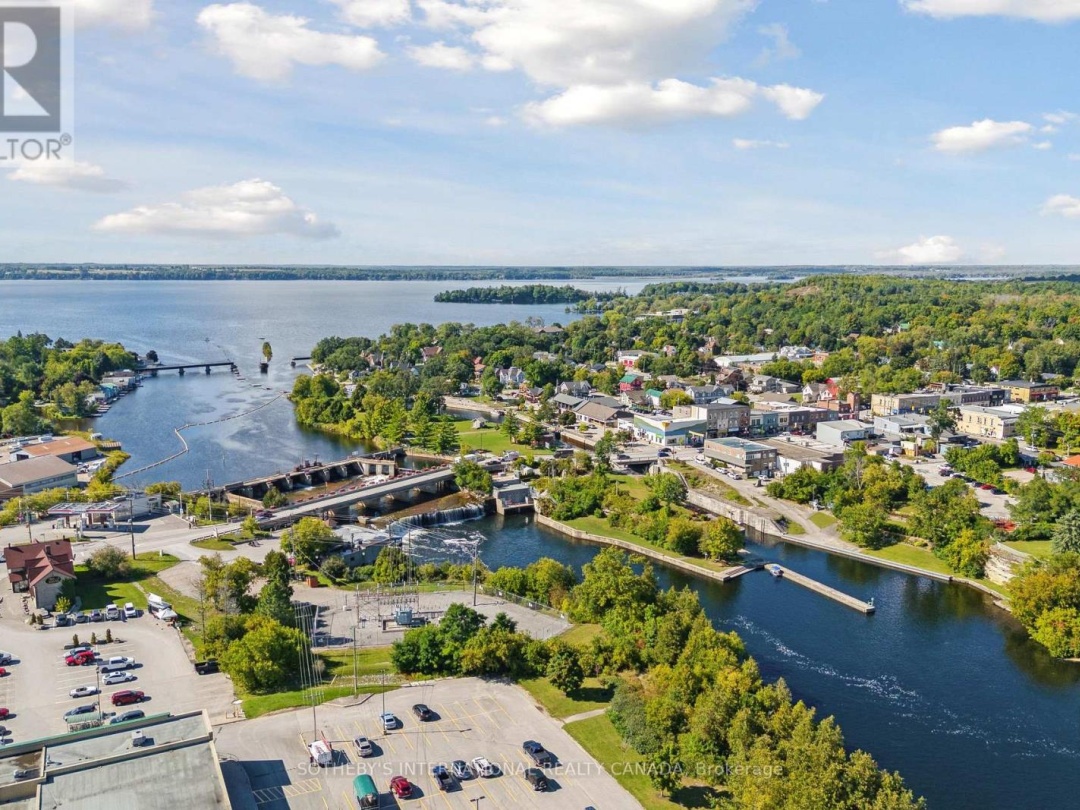 208 - 19B WEST STREET N, Kawartha Lakes (Fenelon Falls)