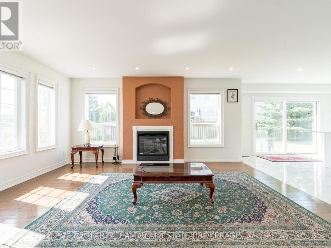 2 VANESSA DRIVE, Orillia