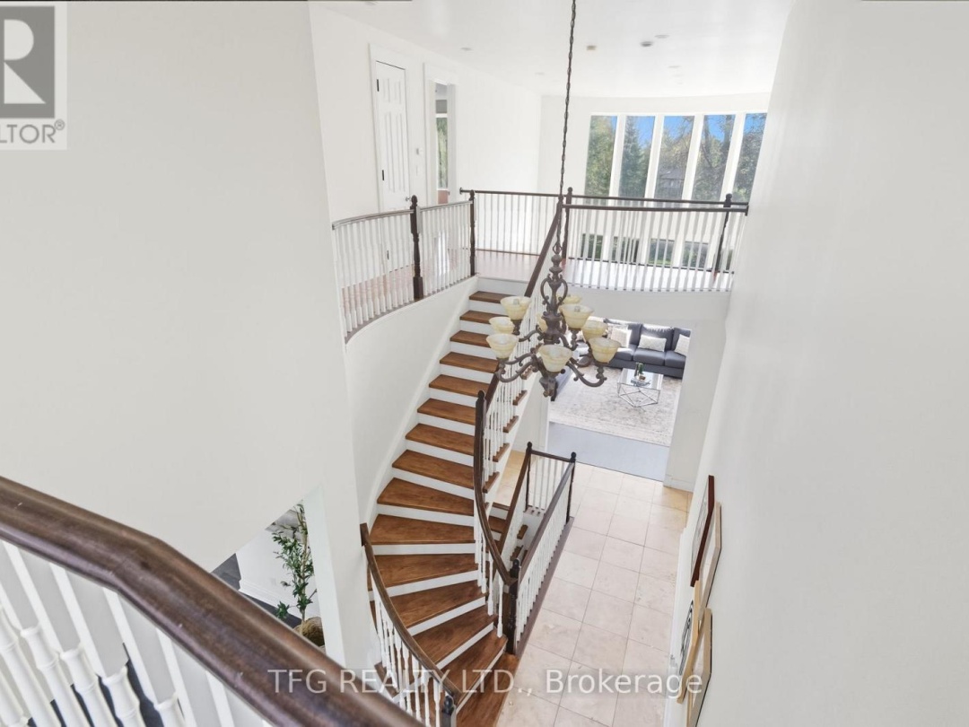 165 BAYSHORE DRIVE, 
