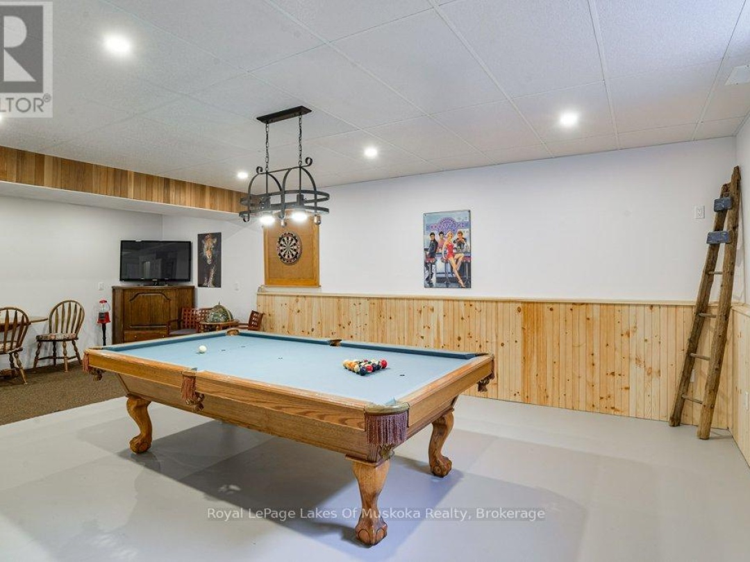 2411 HWY. 118 E. HIGHWAY, Bracebridge (Draper)