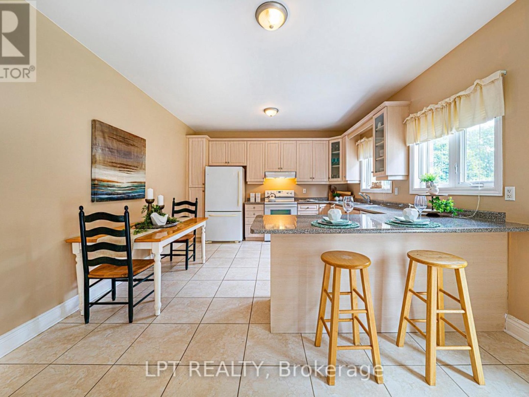 B130 DURHAM REGIONAL 23 ROAD, Brock (Beaverton)