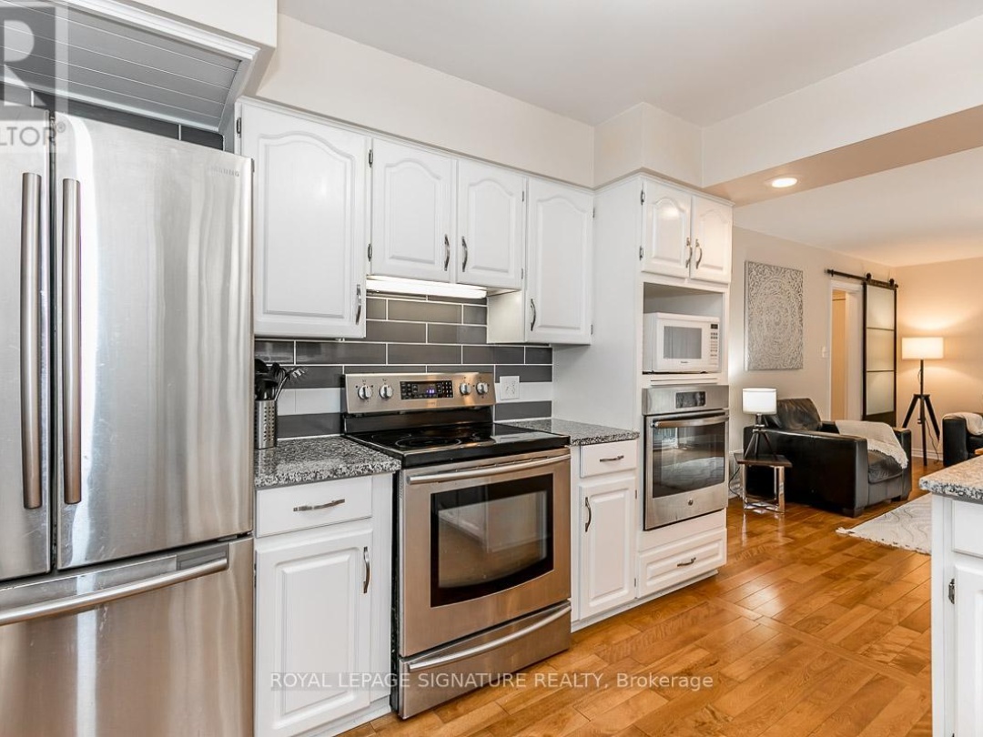 1032 BASE LINE ROAD, Gravenhurst (Morrison)