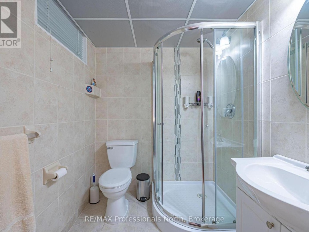 1981 HORSESHOE LAKE ROAD, 