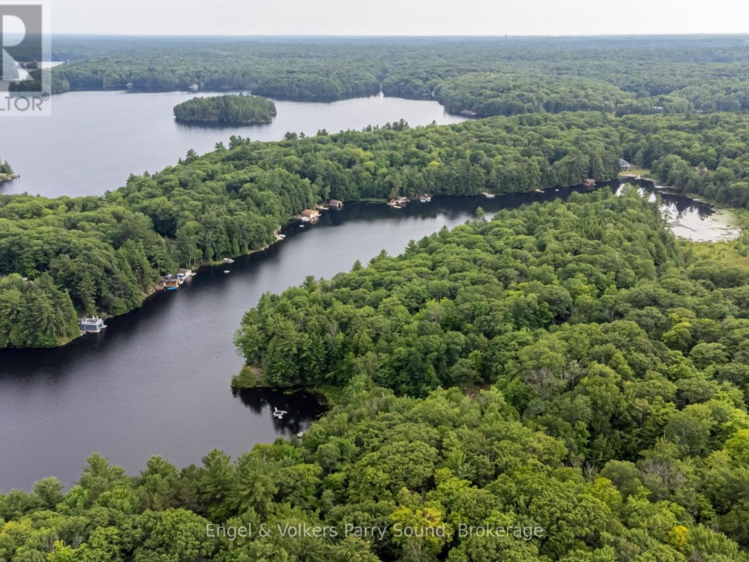 16 GILES ROAD, Otter Lake