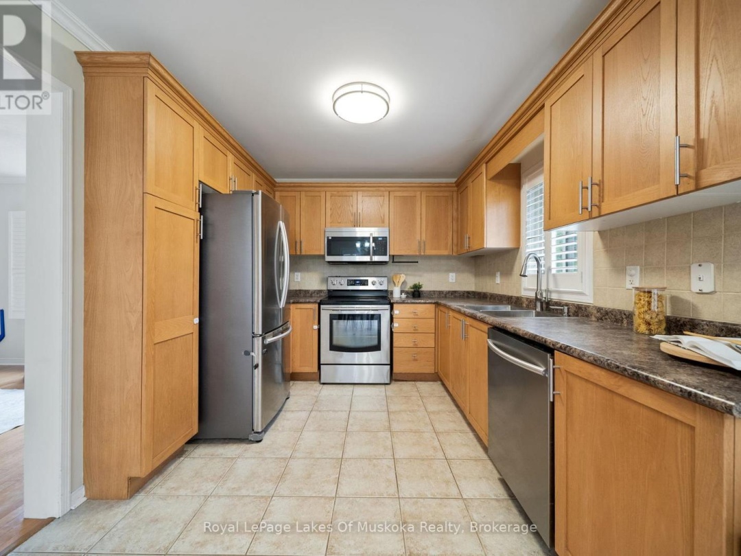 37 VANESSA DRIVE, 