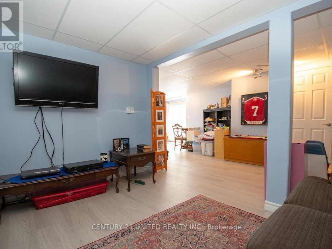 216 GEORGE DRIVE, Kawartha Lakes (Emily)