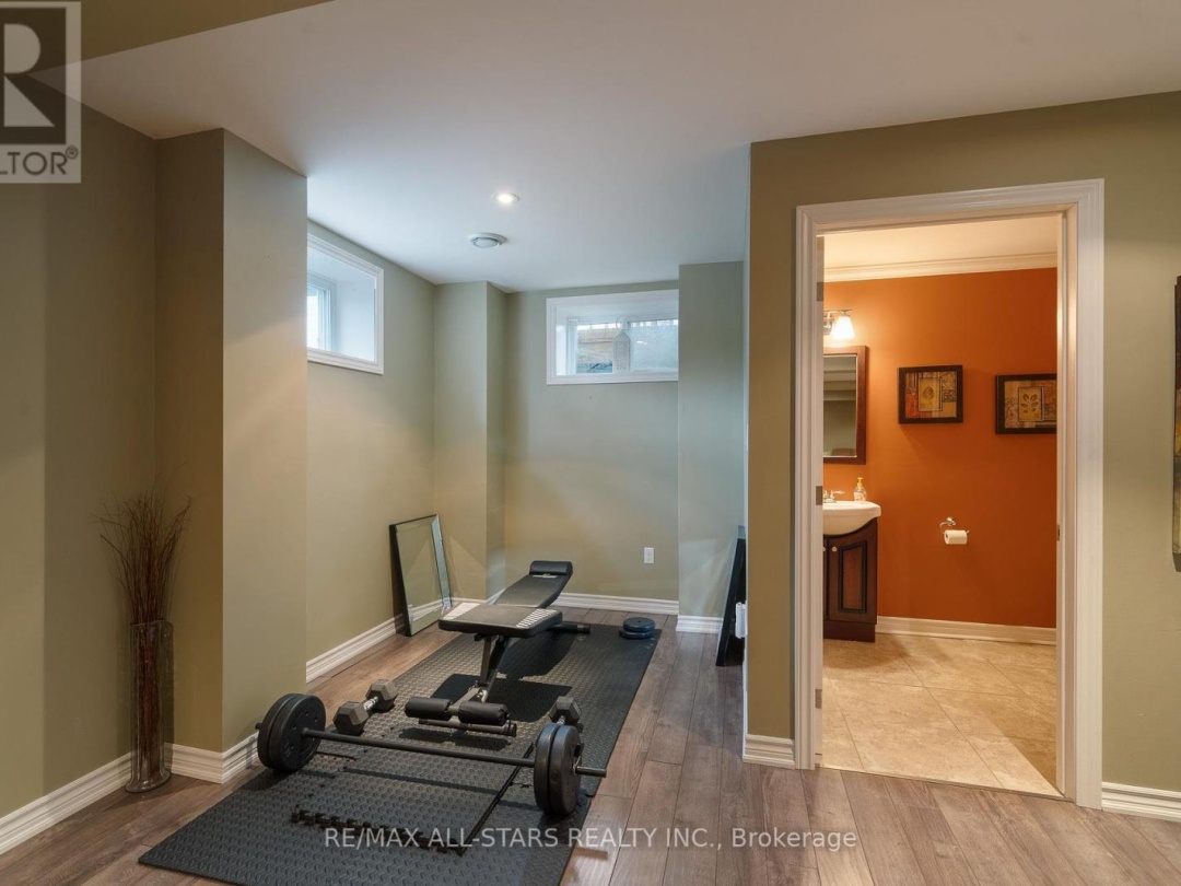 32 Newman Road, Kawartha Lakes (Mariposa)