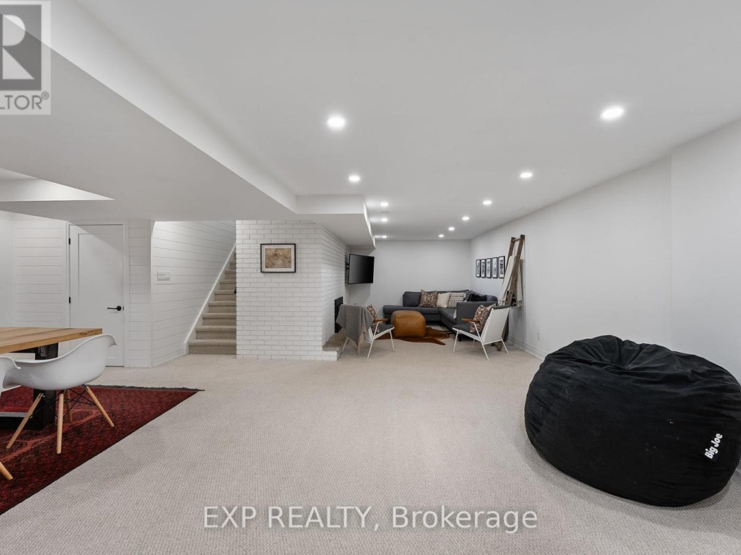 521 COTTAGE ROAD, 
