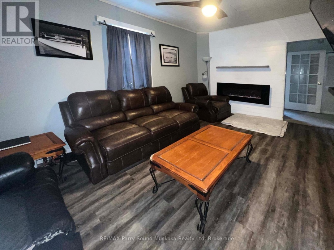 97 WILLIAM STREET, Parry Sound