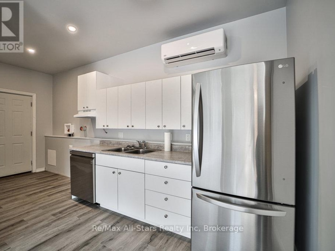 410 Etwell Road, Huntsville (Stisted)