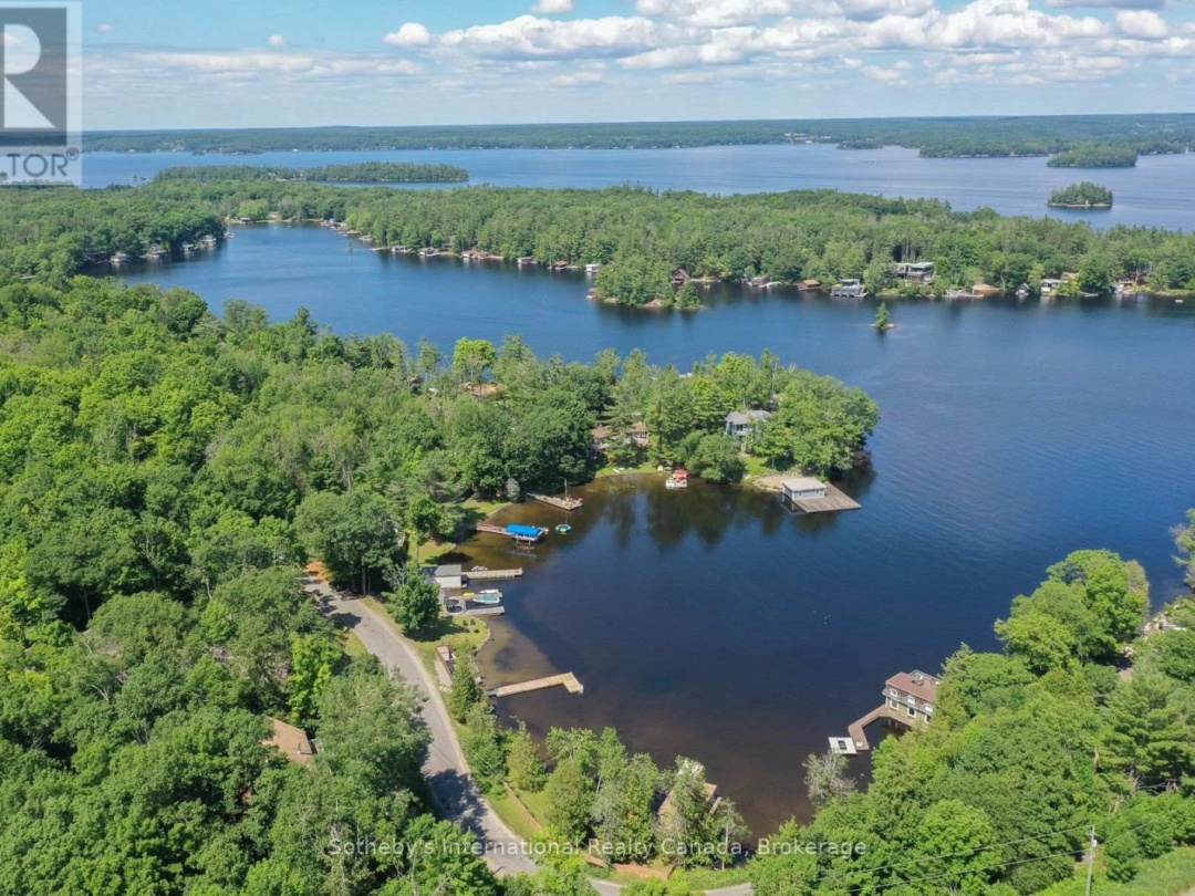 1062 BRADLEY ROAD, Lake Muskoka