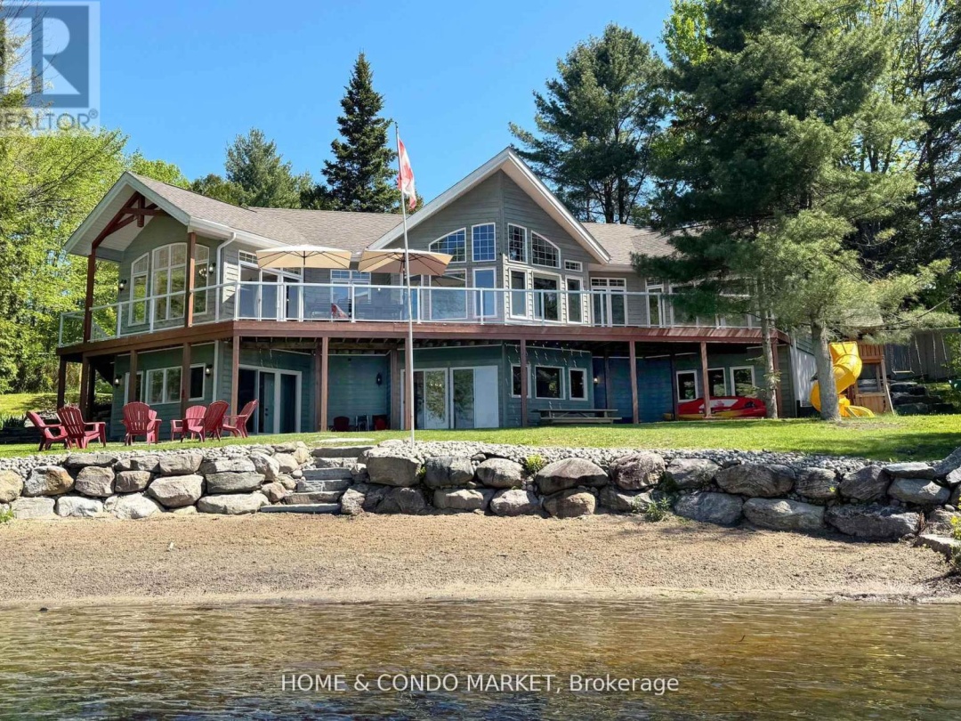 14 CHARLES AVENUE, Manitouwabing Lake