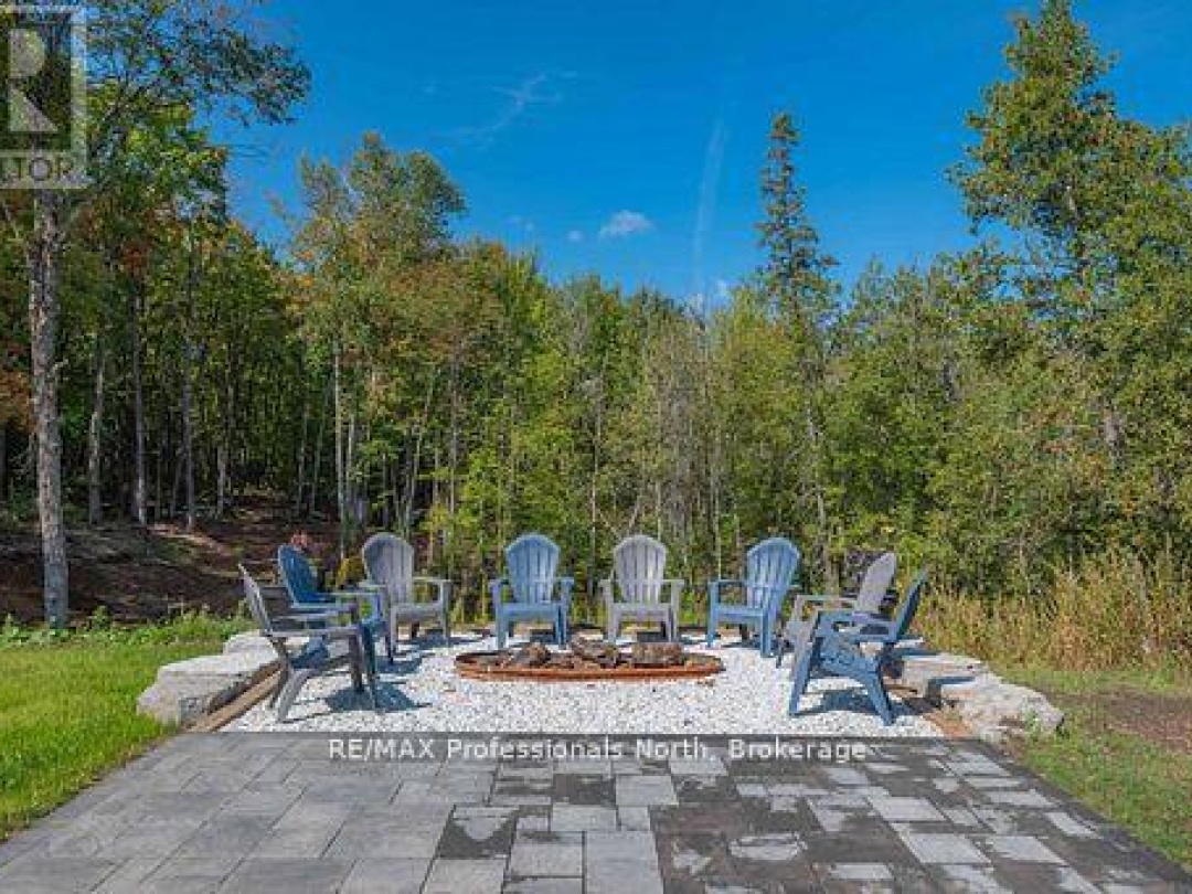 1677 HOSPITALITY ROAD, Minden Hills (Snowdon)