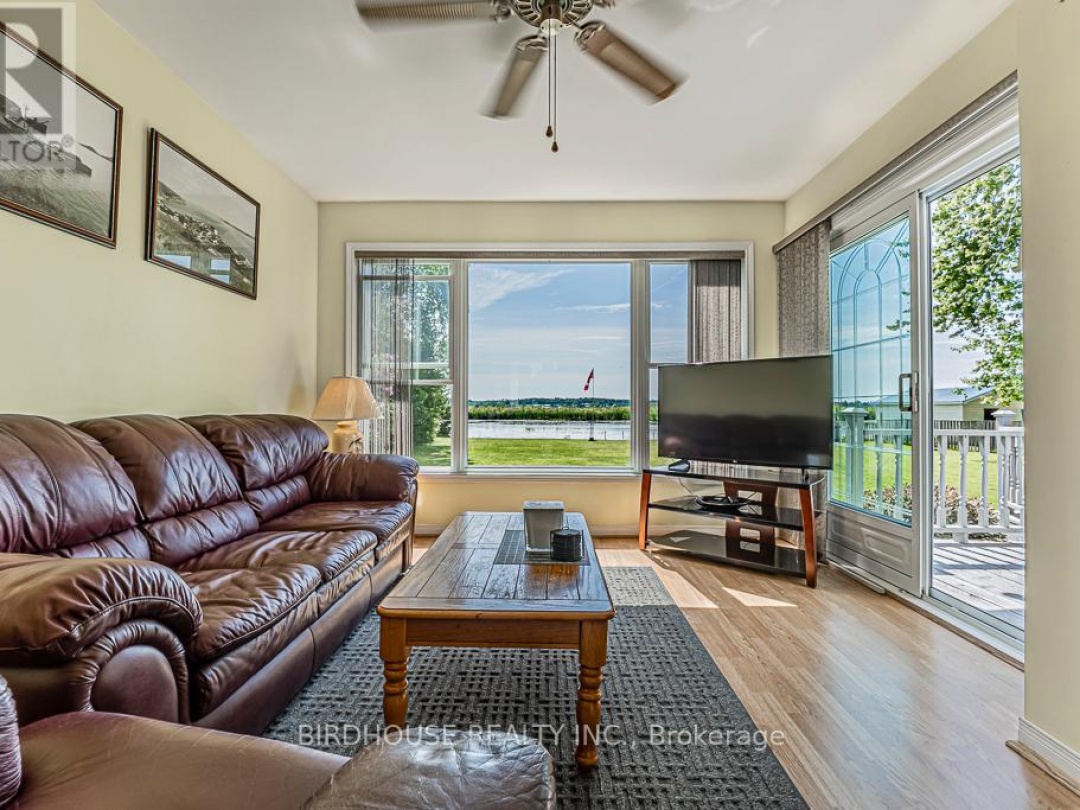 132 FENELON DRIVE, Sturgeon Lake