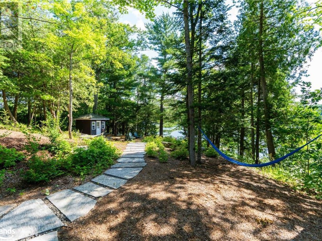 1074 Wallington Lane, Lake Of Bays