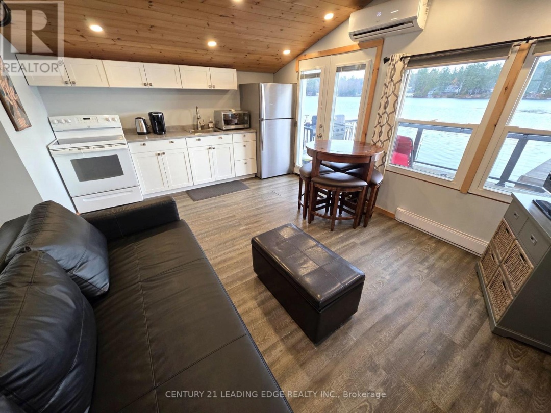 24 - 1043 LOBO DRIVE, South Lake