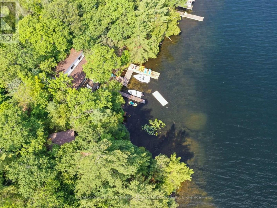 185 WOODLAND TRAIL, Gloucester Pool