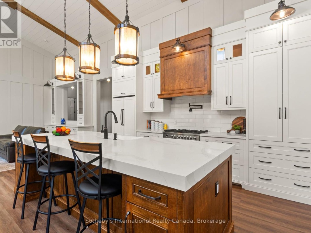 103 WHITES FALLS ROAD, Georgian Bay (Baxter)