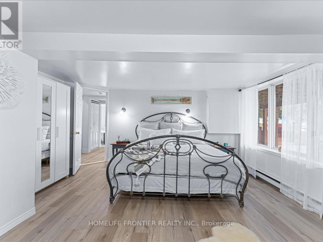 6 LAKEVIEW PARK ROAD, Sturgeon Lake