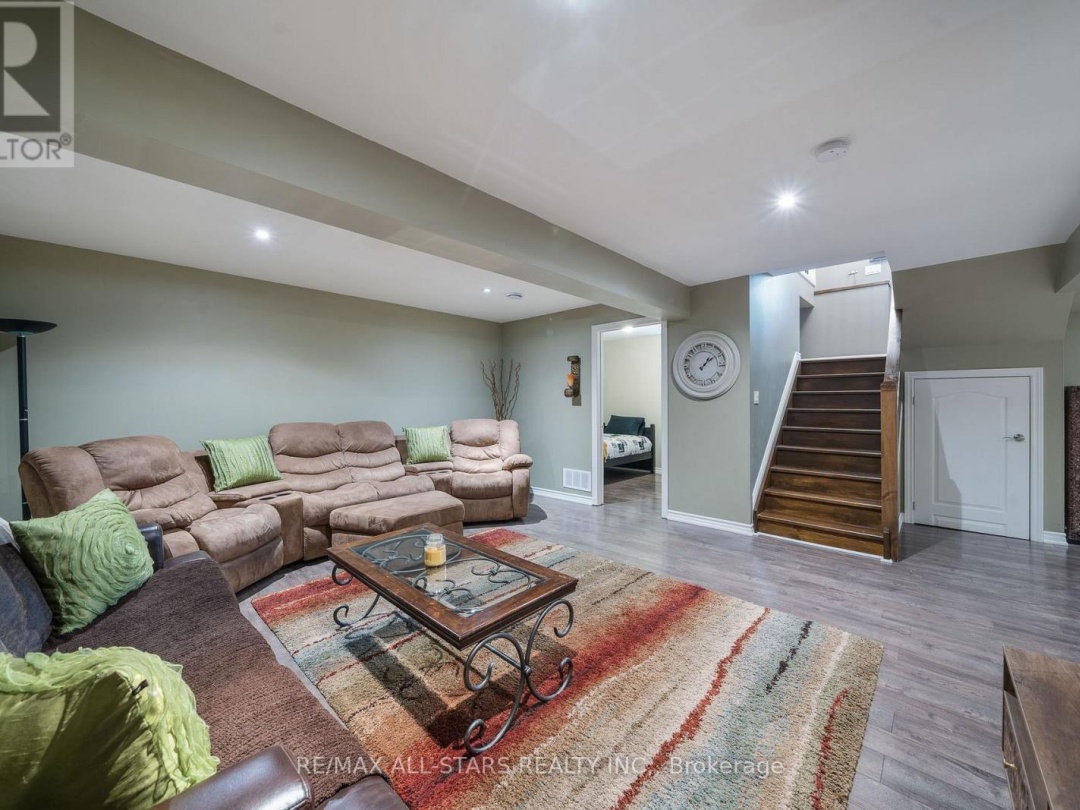 32 Newman Road, Kawartha Lakes (Mariposa)