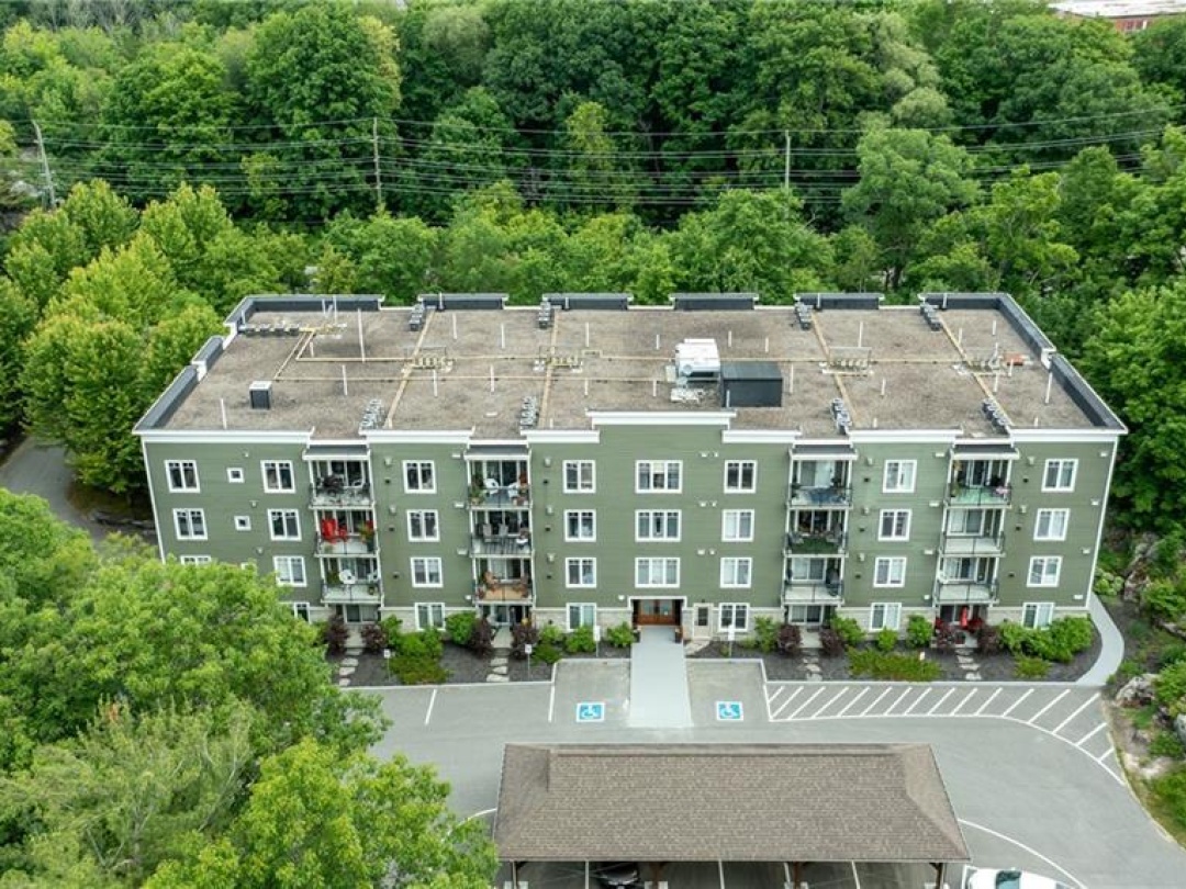 391 James Street W Unit# 207, Gravenhurst