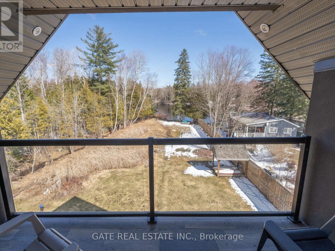 44 BASS LAKE ROAD, Pigeon Lake