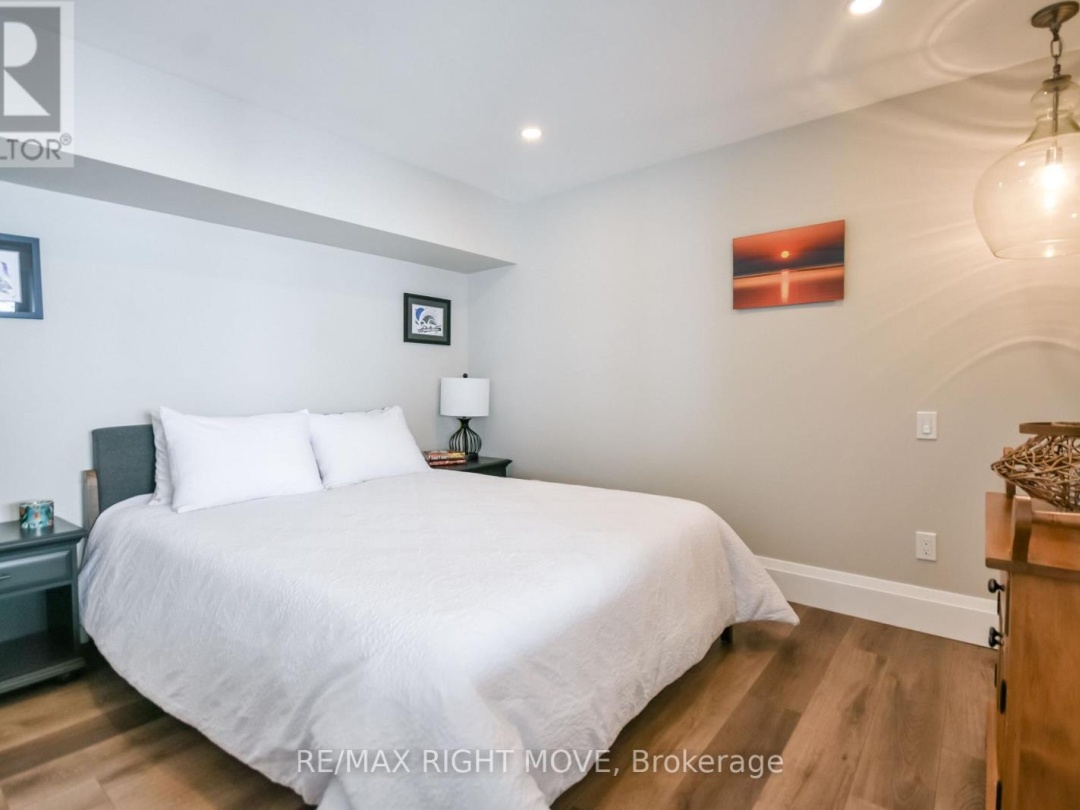 1189 WOODLAND DRIVE, Lake Simcoe