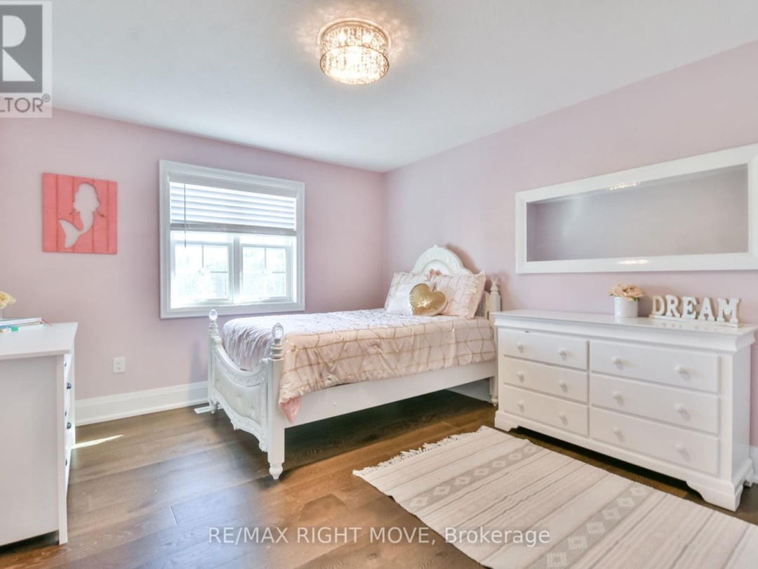 2448 STOCKDALE ROAD, 