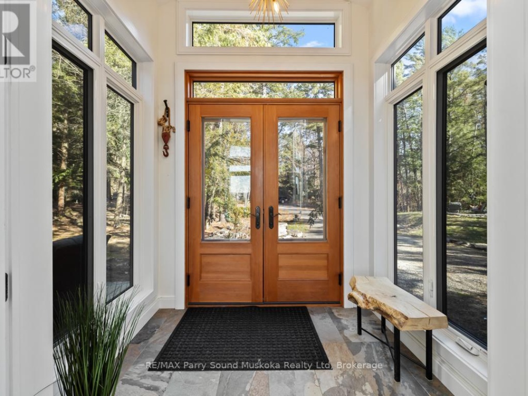 1201 GEEWADIN ROAD, Georgian Bay