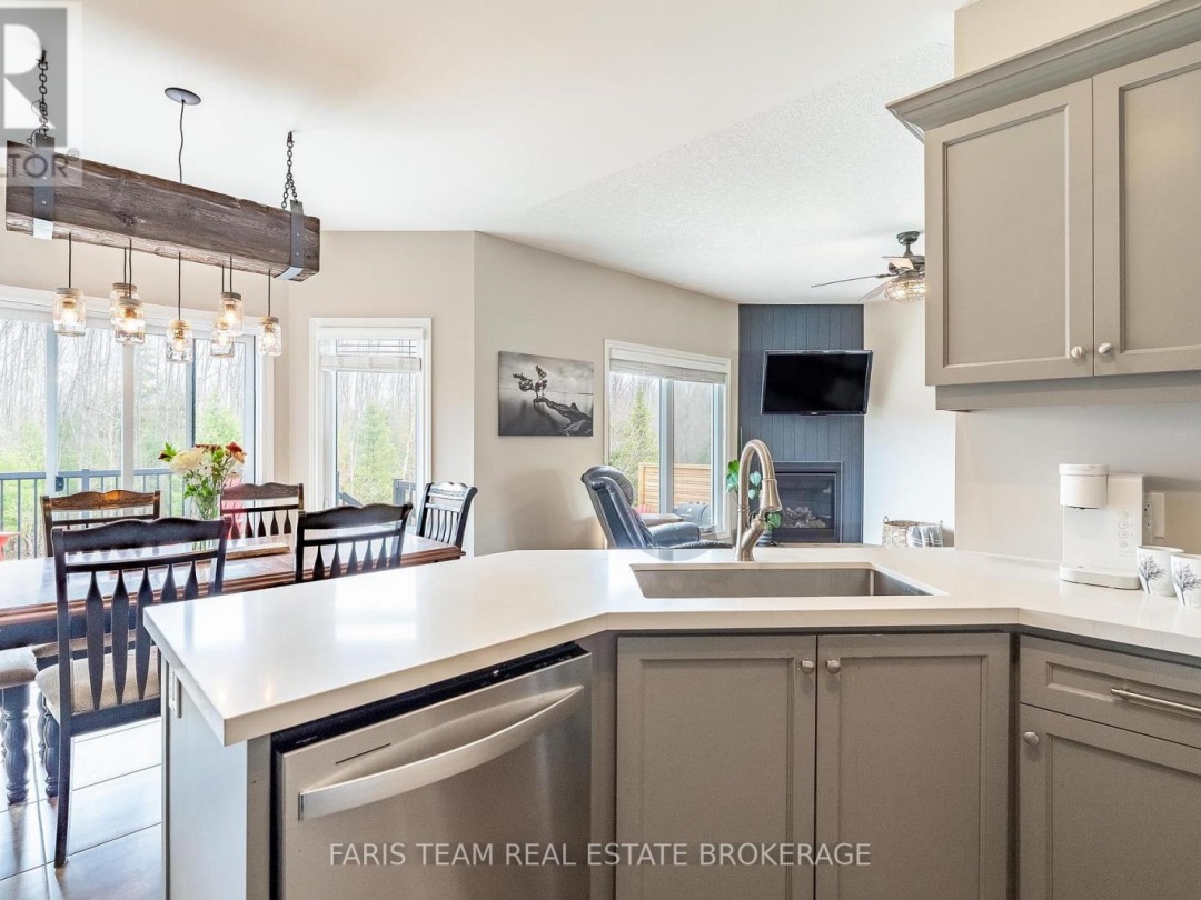 53 BOYD CRESCENT, Oro-Medonte (Moonstone)