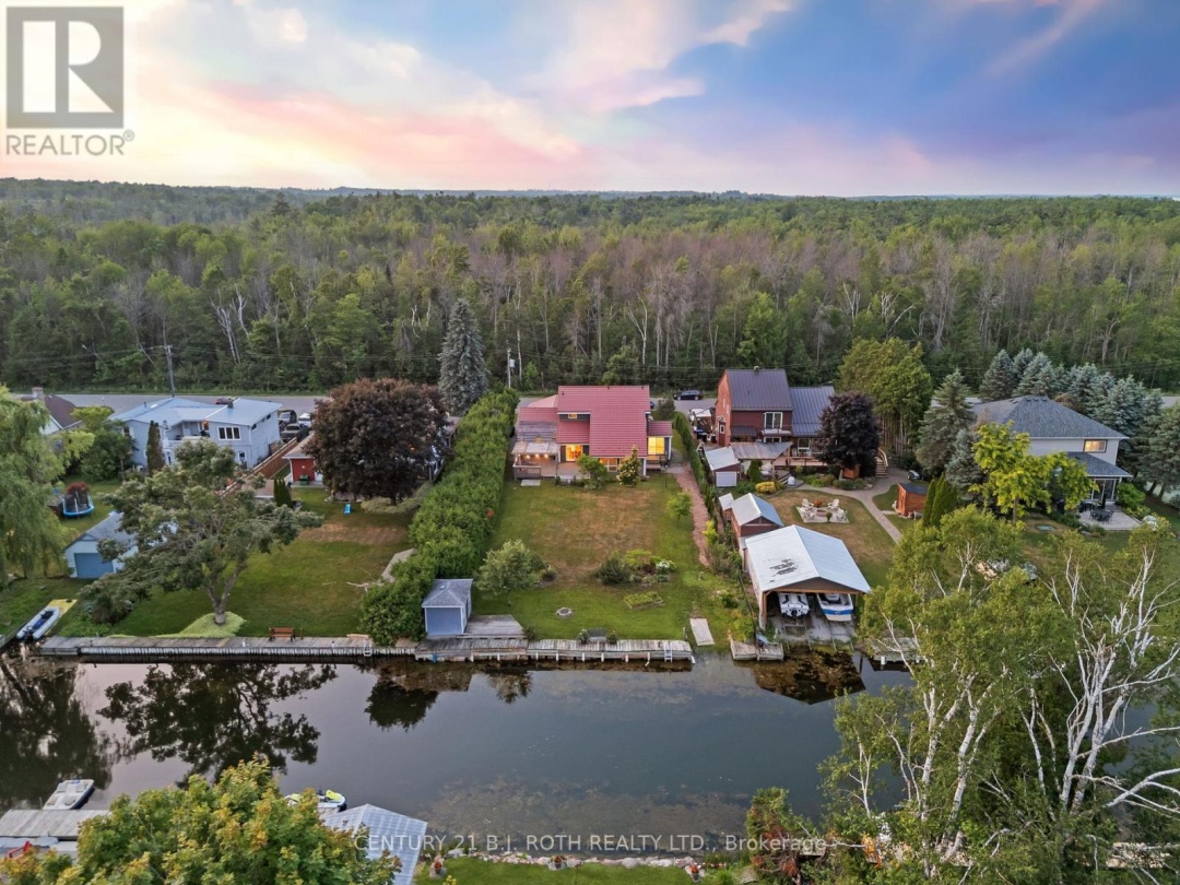 1415 CUNNINGHAM CRESCENT, 