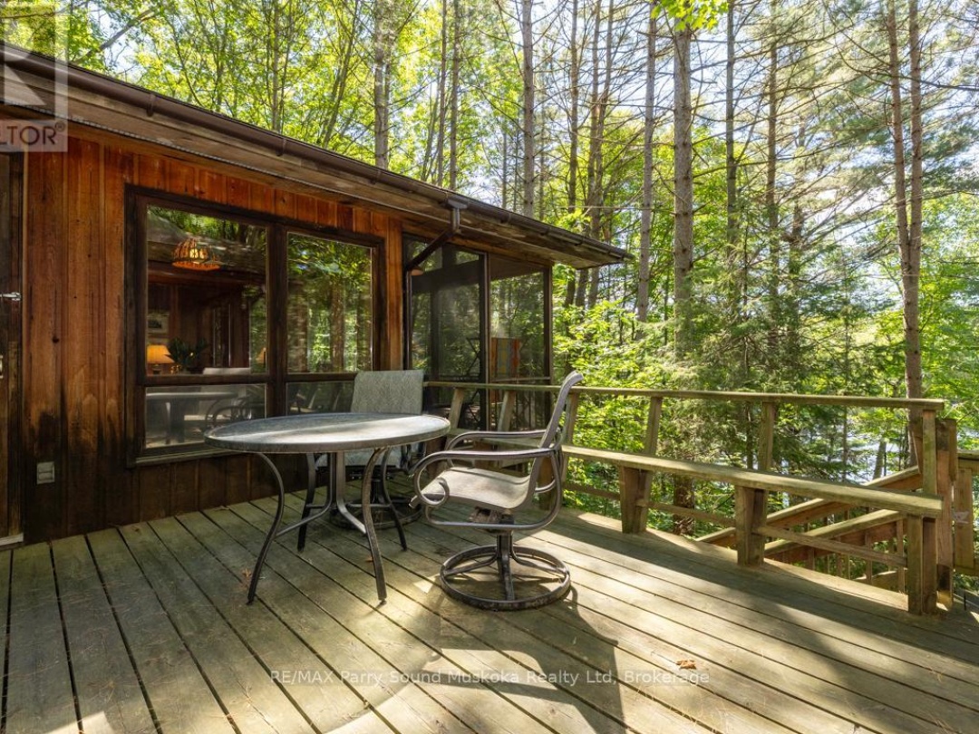 20 PRIOR LANE, Otter Lake