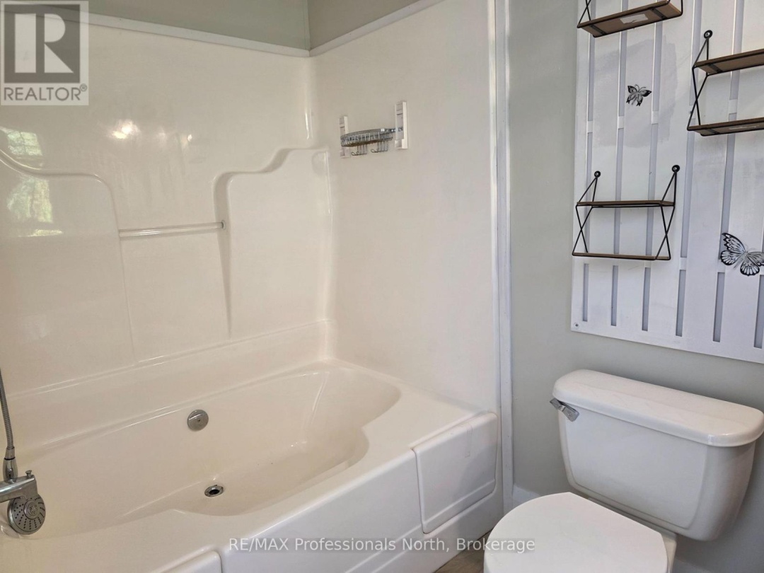 1013 SEVENTH LANE, Minden Hills (Lutterworth)