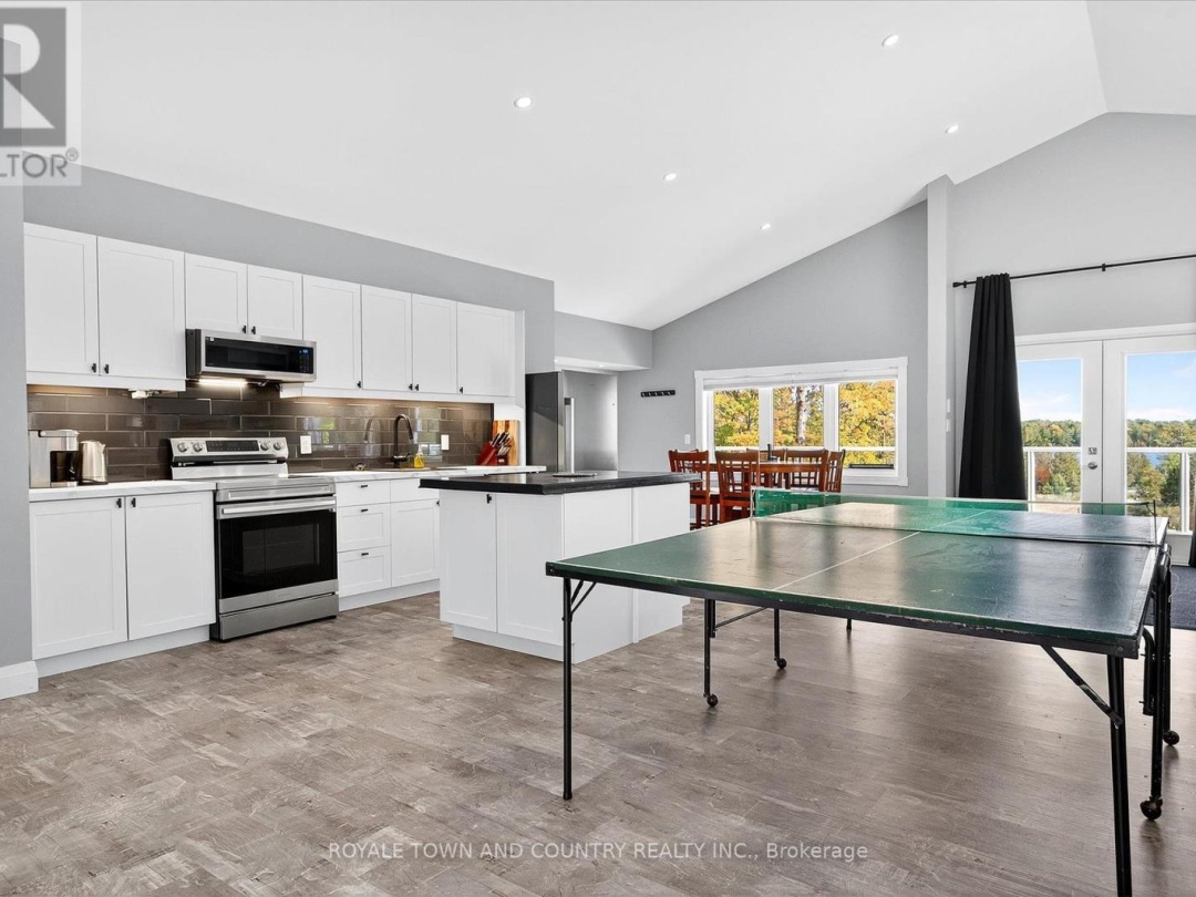 9 LYTLE LANE, 