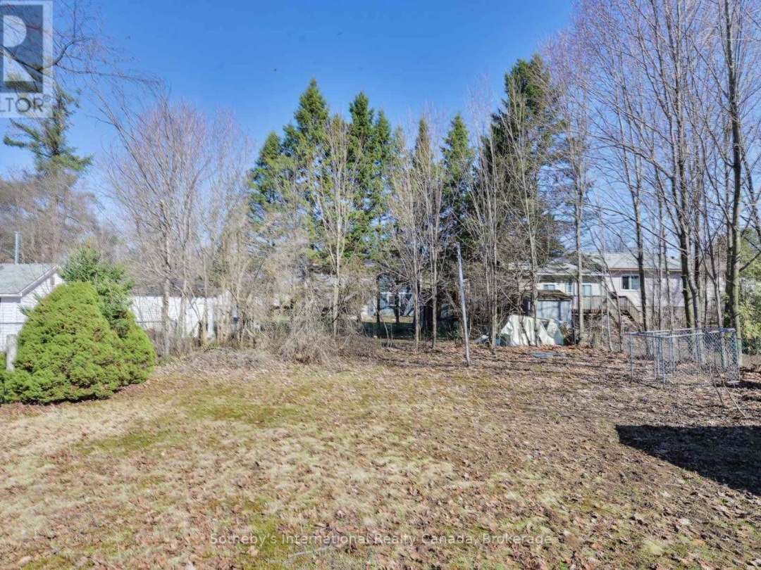 530 PINEDALE ROAD, Gravenhurst (Muskoka (S))