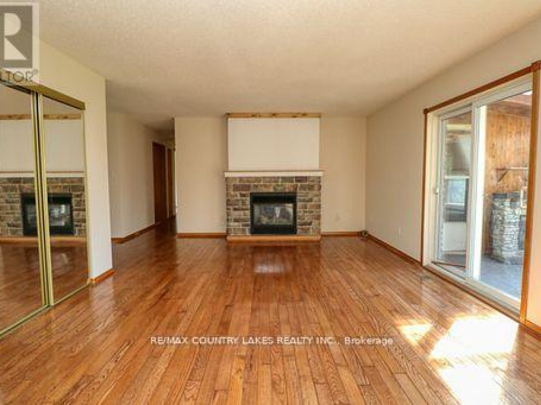 586 ROHALLION ROAD, Canal Lake