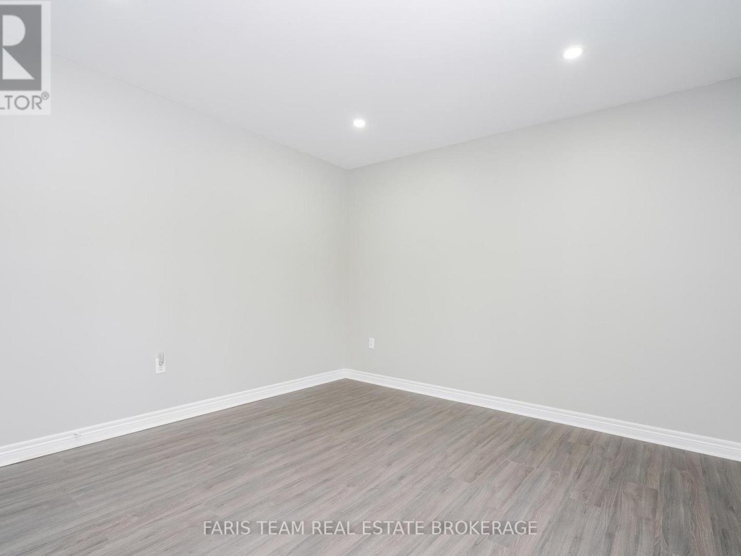 3554 JOHN STREET, Ramara