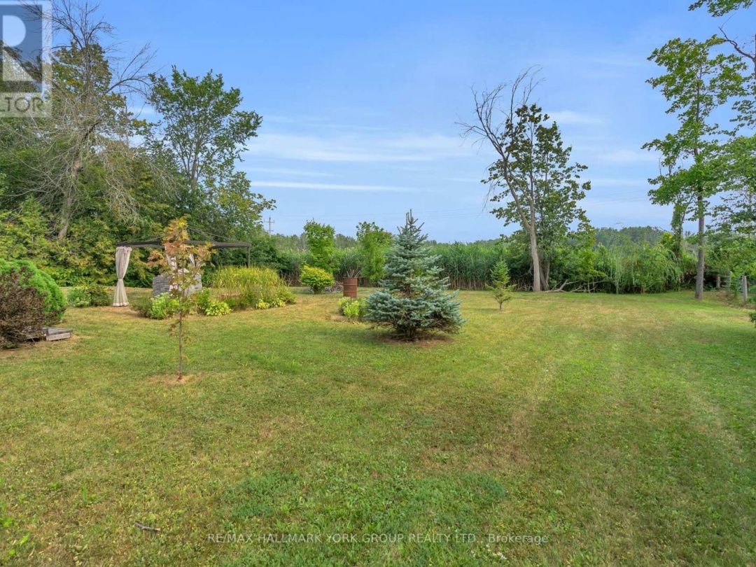 36 BALL AVENUE E, 