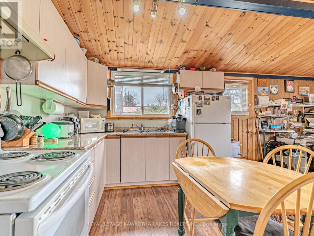 70 BLYTHE SHORE ROAD, Kawartha Lakes (Fenelon)